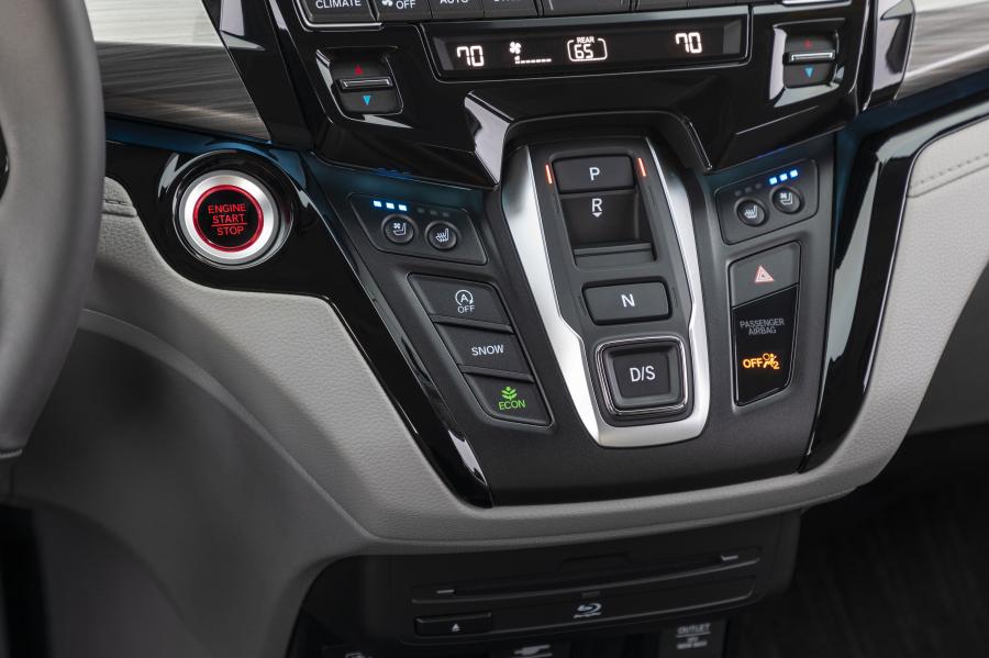 Детали интерьера Honda Odyssey 2020 года  (NA) (фото 99 из 119)